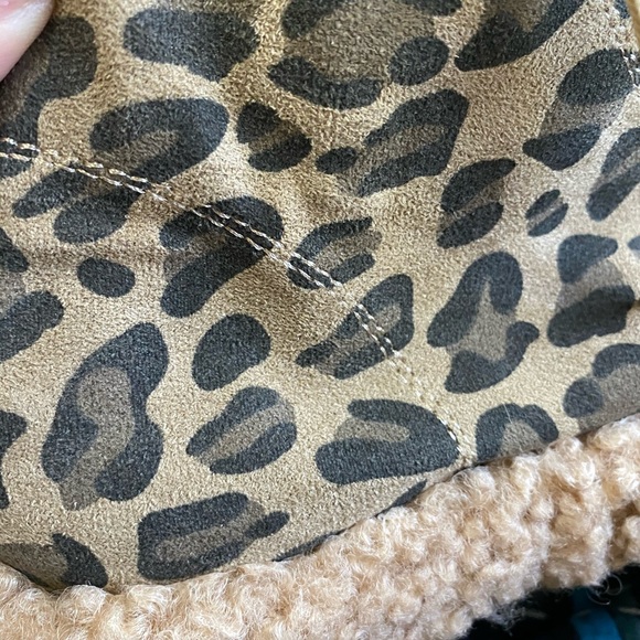 Leopard and faux fur platform lace up sneakers - Picture 7 of 9